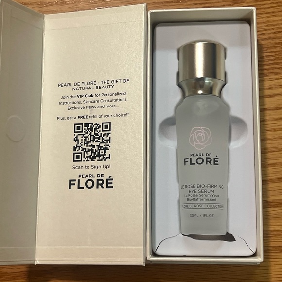 Le Rose Bio-Firming Eye Serum - Silver